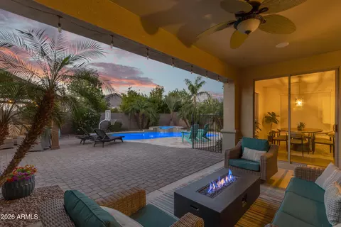 Exterior - 2546 E Carob Dr, Gilbert, AZ 85298 photo 5 of 10