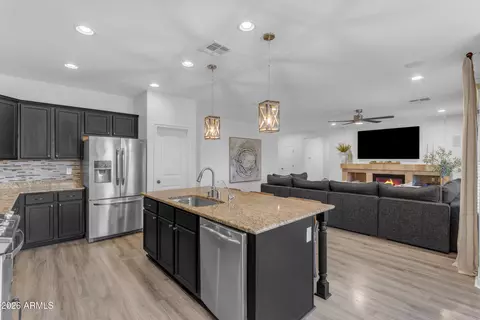 Kitchen - 2546 E Carob Dr, Gilbert, AZ 85298 photo 1 of 4