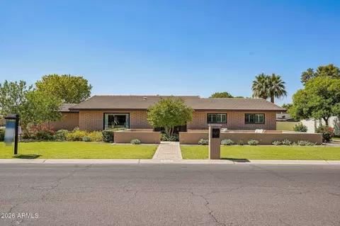 855 N Villa Nueva Dr, Litchfield Park, AZ 85340