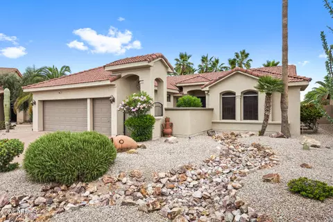 24623 S Rocky Brook Dr, Sun Lakes, AZ 85248