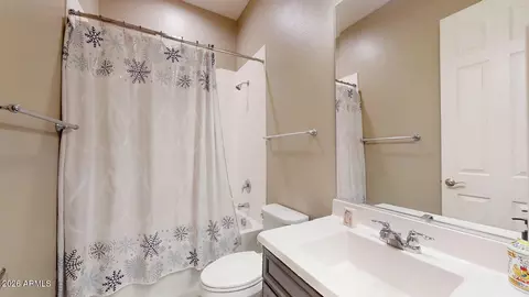 Bath - 3526 E Spring Wheat Ln, Gilbert, AZ 85296 photo 1 of 5