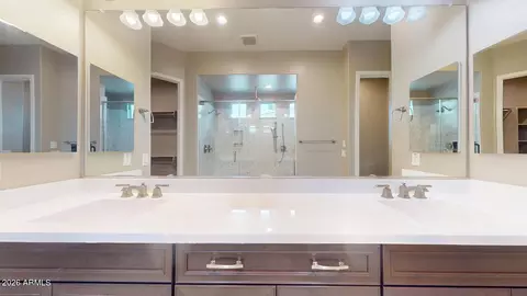 Bath - 3526 E Spring Wheat Ln, Gilbert, AZ 85296 photo 3 of 5