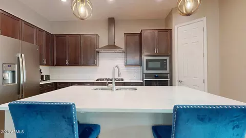 Kitchen - 3526 E Spring Wheat Ln, Gilbert, AZ 85296 photo 3 of 5
