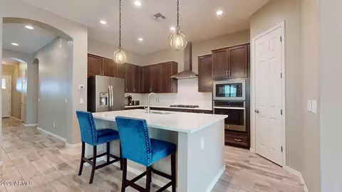 Kitchen - 3526 E Spring Wheat Ln, Gilbert, AZ 85296 photo 2 of 5