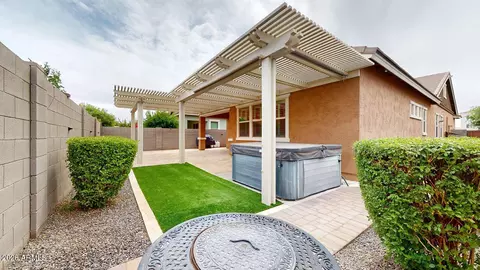 Exterior - 3526 E Spring Wheat Ln, Gilbert, AZ 85296 photo 5 of 6