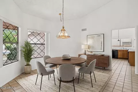Dining - 12802 S 40th Pl, Phoenix, AZ 85044 photo 1 of 2