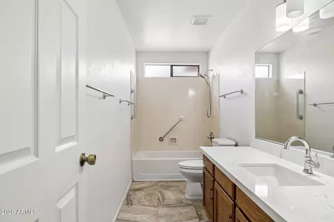 Bath - 12802 S 40th Pl, Phoenix, AZ 85044 photo 5 of 5
