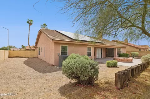 Exterior - 12802 S 40th Pl, Phoenix, AZ 85044 photo 2 of 6