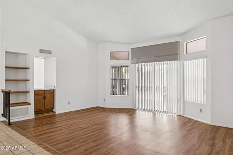 Living - 12802 S 40th Pl, Phoenix, AZ 85044 photo 1 of 5