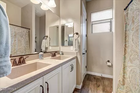 Bath - 9155 E Leonora St, Mesa, AZ 85207 photo 3 of 4
