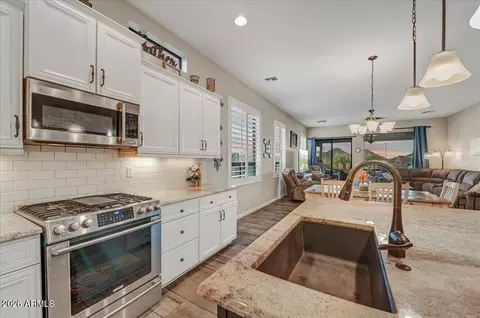 Kitchen - 9155 E Leonora St, Mesa, AZ 85207 photo 3 of 3