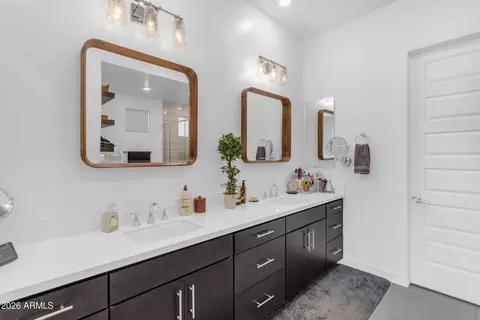 Bath - 10545 E Thorite Ave, Mesa, AZ 85212 photo 3 of 7