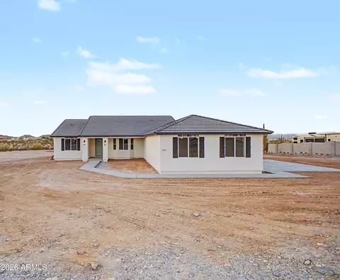 1868 W Brooke Ln, San Tan Valley, AZ 85144