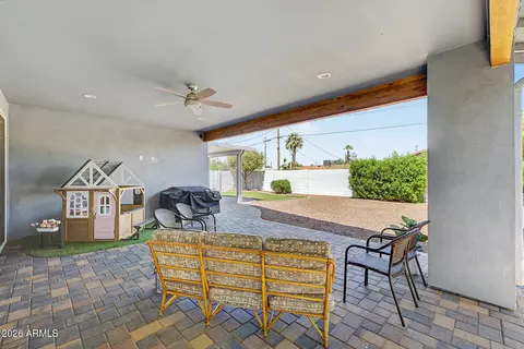 Exterior - 5242 E Cambridge Ave, Phoenix, AZ 85008 photo 6 of 11