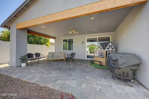 Exterior - 5242 E Cambridge Ave, Phoenix, AZ 85008 photo 8 of 11