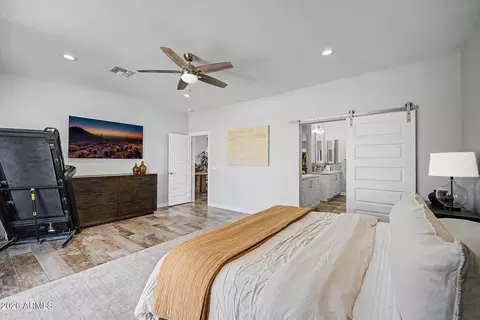 Bedroom - 5242 E Cambridge Ave, Phoenix, AZ 85008 photo 3 of 6