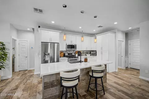 Kitchen - 5242 E Cambridge Ave, Phoenix, AZ 85008 photo 2 of 7