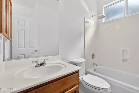 Bath - 1542 E Stanford Ave, Gilbert, AZ 85234 photo 3 of 5