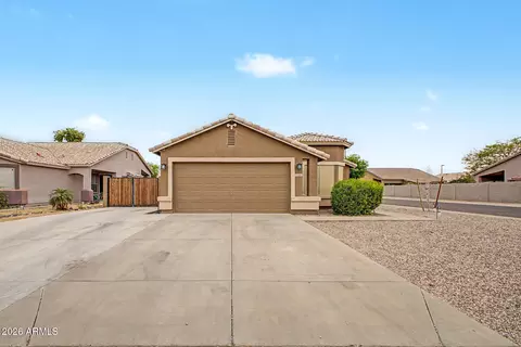 3303 E Woodside Way, Gilbert, AZ 85297