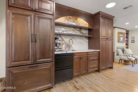 Kitchen - 2811 E Corrine Dr, Phoenix, AZ 85032 photo 8 of 15