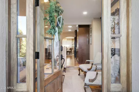 Entry Way - 2811 E Corrine Dr, Phoenix, AZ 85032 photo 2 of 3