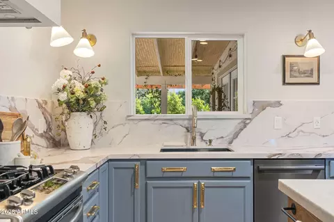 Kitchen - 2811 E Corrine Dr, Phoenix, AZ 85032 photo 9 of 15