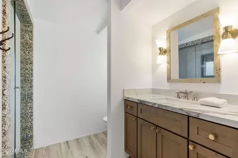 Bath - 2811 E Corrine Dr, Phoenix, AZ 85032 photo 2 of 6
