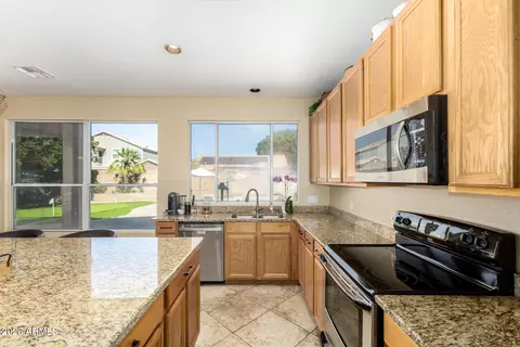 Kitchen - 9834 E Irwin Cir, Mesa, AZ 85209 photo 2 of 4