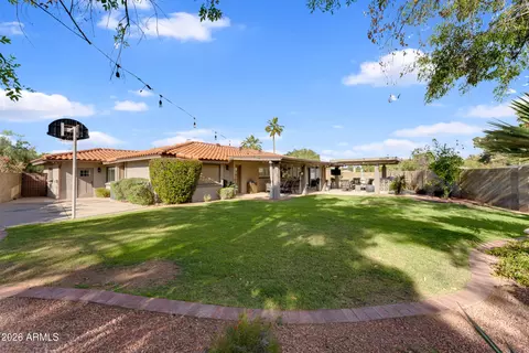 Exterior - 133 W Pershing Ave, Phoenix, AZ 85029 photo 12 of 27