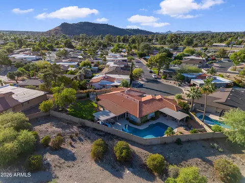 View/Area - 133 W Pershing Ave, Phoenix, AZ 85029 photo 5 of 22