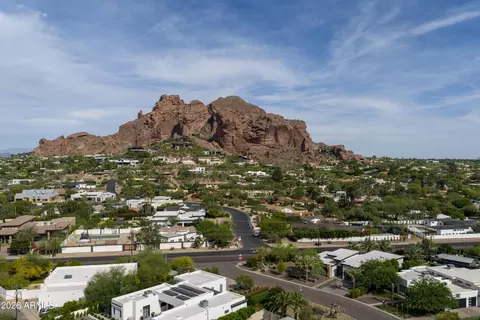 View/Area - 4343 E Marion Way, Phoenix, AZ 85018 photo 2 of 2