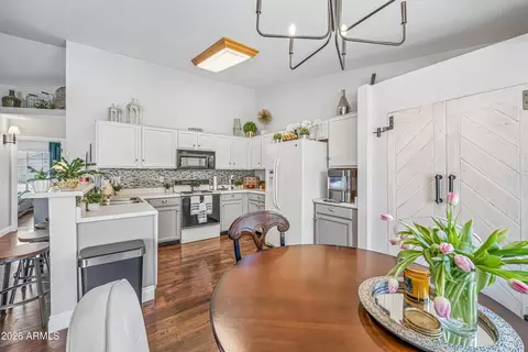 Kitchen - 2082 E San Tan Ct, Gilbert, AZ 85296 photo 1 of 4