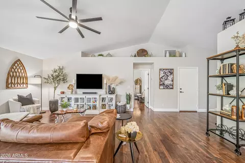 Entry Way - 2082 E San Tan Ct, Gilbert, AZ 85296 photo 1 of 3