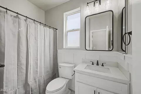Bath - 3509 E Marlene Dr, Gilbert, AZ 85296 photo 3 of 4