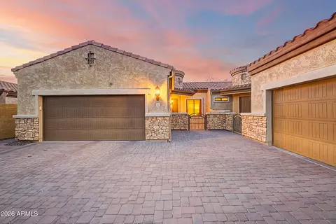 1842 N Red Clf, Mesa, AZ 85207