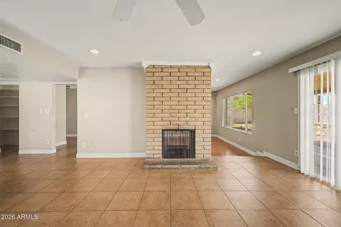 Living - 3410 W Juniper Ave, Phoenix, AZ 85053 photo 11 of 12