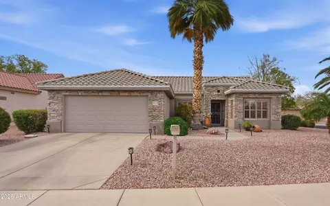 16502 W Arroyo Ct, Surprise, AZ 85374