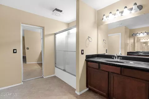 Bath - 4321 E Milky Way, Gilbert, AZ 85295 photo 2 of 4
