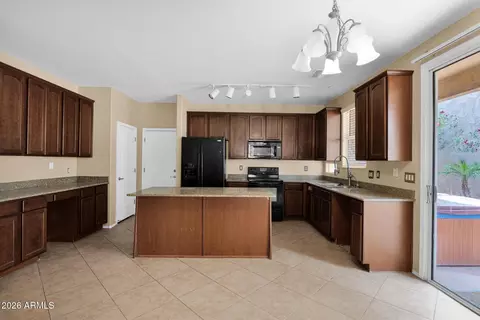 Kitchen - 4321 E Milky Way, Gilbert, AZ 85295 photo 1 of 4