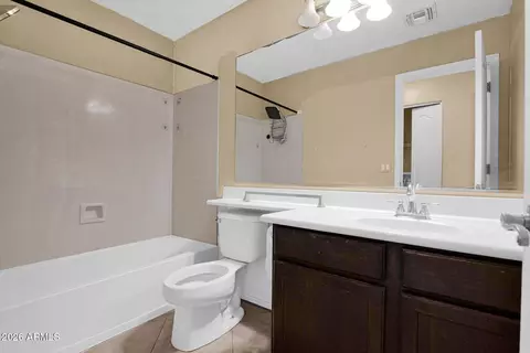 Bath - 4321 E Milky Way, Gilbert, AZ 85295 photo 1 of 4
