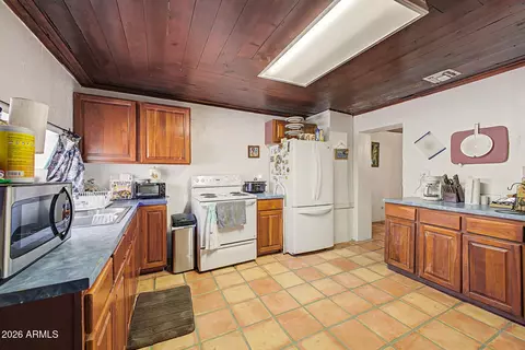 Kitchen - 131 E 8th St, Florence, AZ 85132 photo 3 of 5