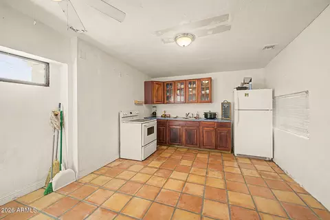 Kitchen - 131 E 8th St, Florence, AZ 85132 photo 4 of 5