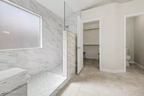 Bath - 4413 E Villa Rita Dr, Phoenix, AZ 85032 photo 1 of 3