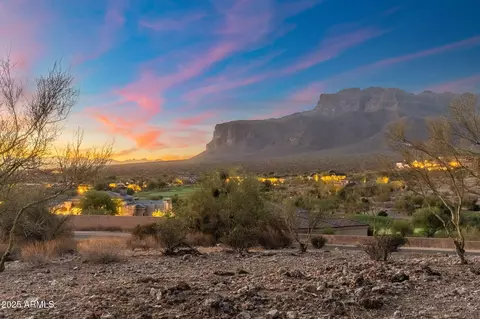9111 E Canyon Creek Dr #14, Gold Canyon, AZ 85118