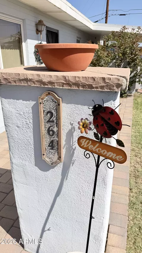 Exterior - 264 W Hunter St, Mesa, AZ 85201 photo 6 of 6