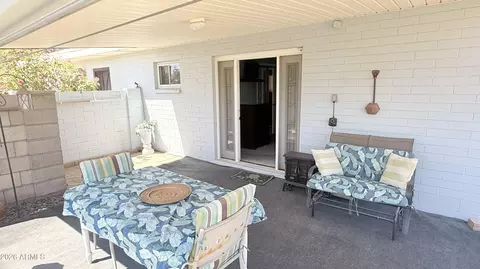 Exterior - 264 W Hunter St, Mesa, AZ 85201 photo 5 of 6