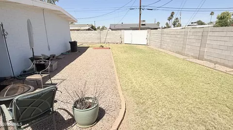 Exterior - 264 W Hunter St, Mesa, AZ 85201 photo 4 of 6