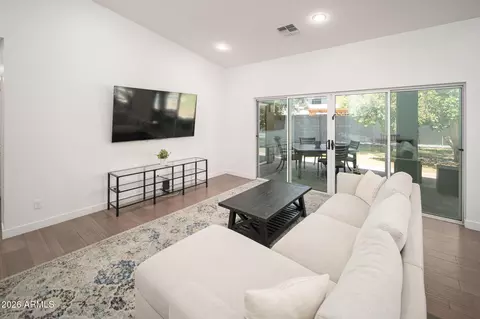 Living - 4738 N 24th Pl, Phoenix, AZ 85016 photo 2 of 2
