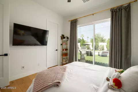 Bedroom - 4126 E Campbell Ave, Phoenix, AZ 85018 photo 6 of 6