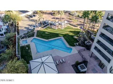 Exterior - 1040 E Osborn Rd #1004, Phoenix, AZ 85014 photo 8 of 22